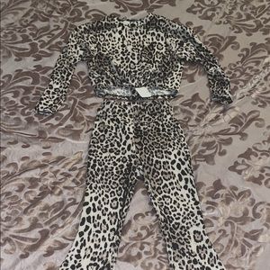 Fashionnova kids set!! Brand new!!! Tags still on!!! Size 4!!